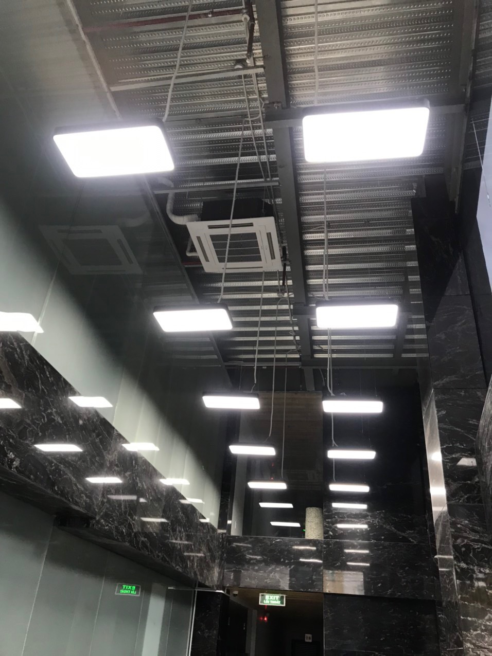 Tư vấn, Cung cấp và Thi công lắp đặt Hệ thống Điện Nhẹ